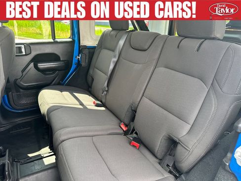 Used 2022 Jeep Wrangler Unlimited Sport AWD/4WD image 21