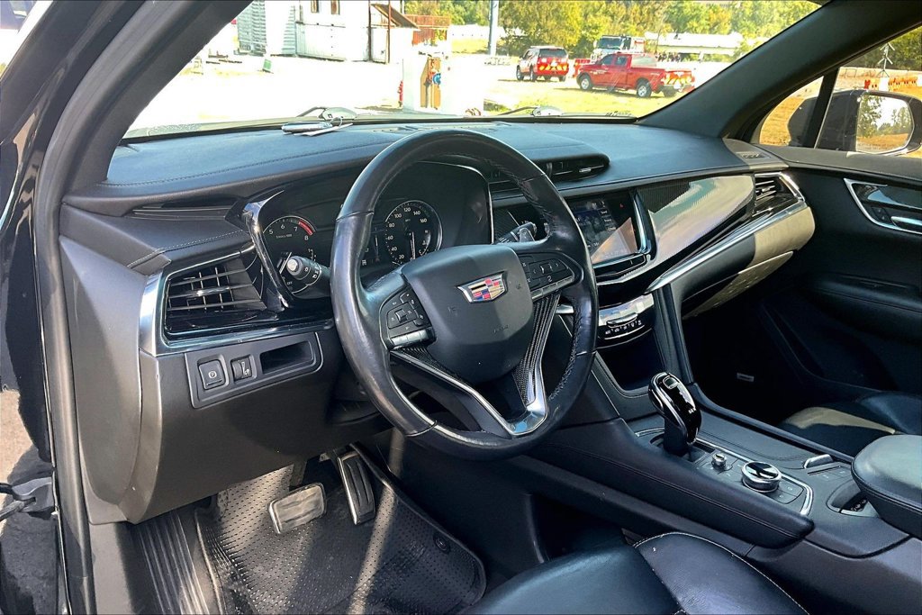 Used 2021 Cadillac XT6 Sport AWD/4WD image 5