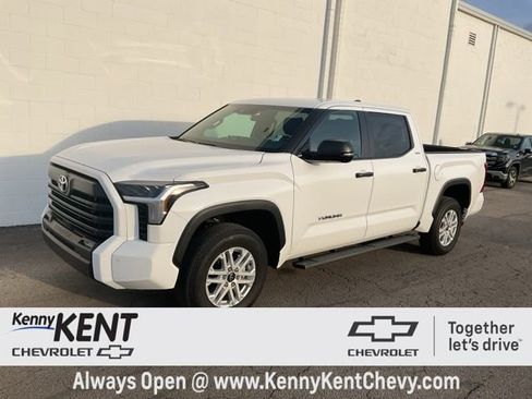 Used 2025 Toyota Tundra SR5 w/ SR5 Convenience Package image 31