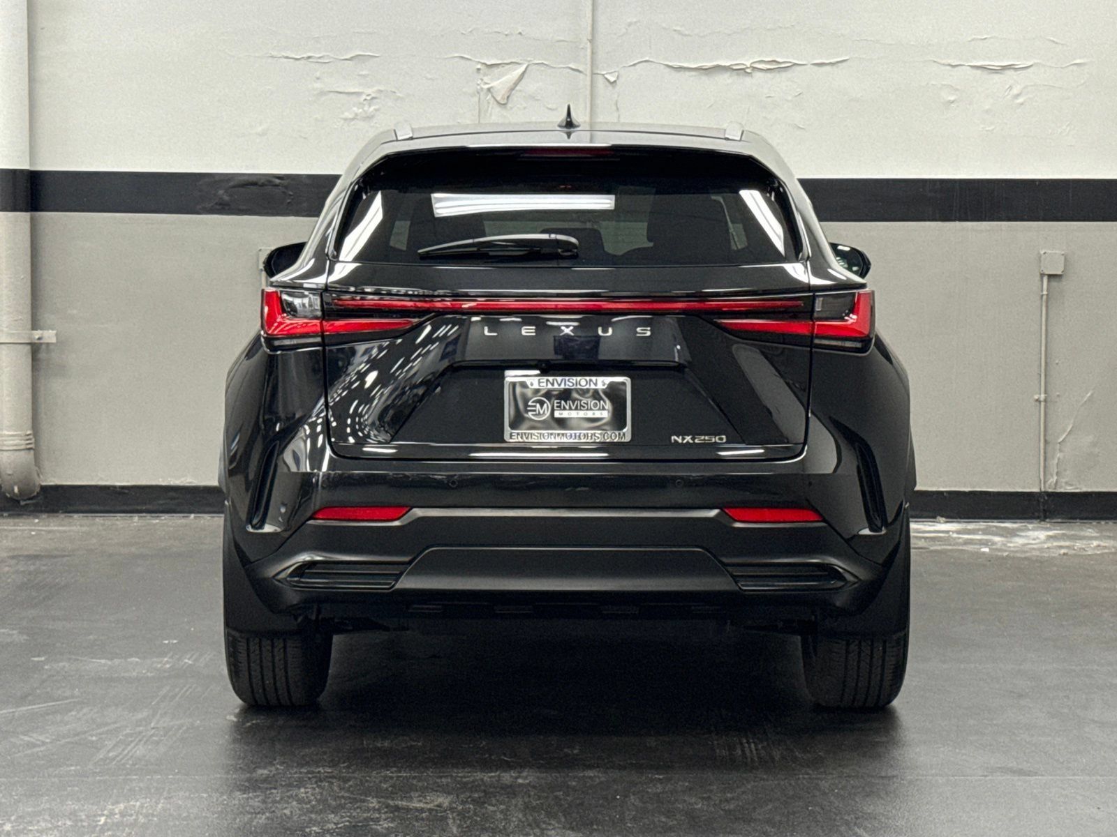 Used 2025 Lexus NX 250 FWD image 13