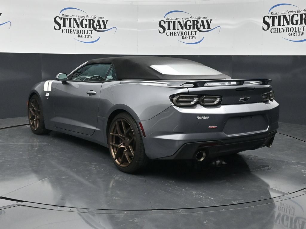 Used 2020 Chevrolet Camaro SS RWD image 6