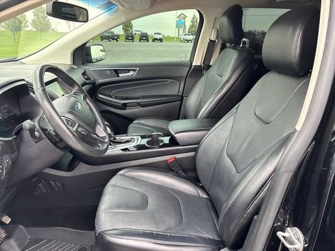 Used 2018 Ford Edge Titanium AWD/4WD image 9