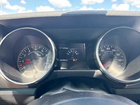 Used 2018 Ford Mustang GT Premium RWD image 12
