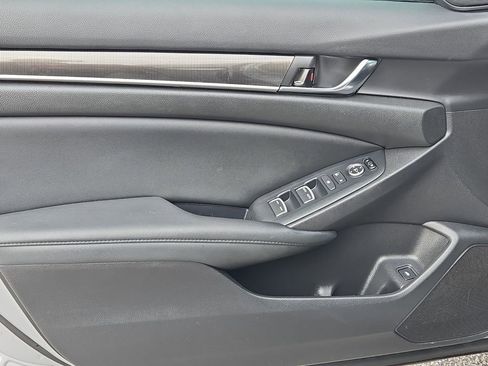 Used 2022 Honda Accord Sport Special Edition image 12