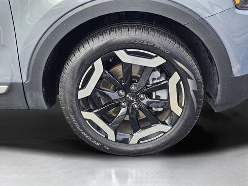 Certified 2025 Kia Telluride EX image 33