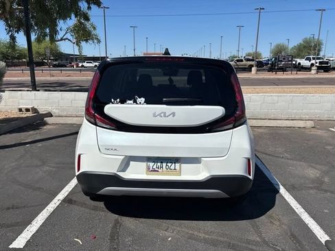 Certified 2024 Kia Soul LX FWD image 12