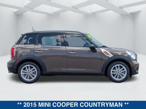 Used 2015 MINI Cooper Countryman FWD image 4