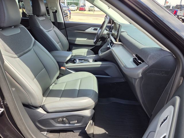 New 2026 Ford Explorer Active w/ Active Comfort Package RWD image 40