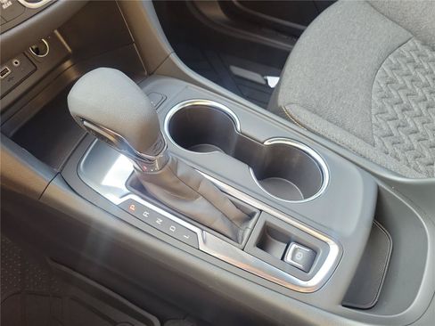 Used 2024 Chevrolet Equinox LT w/ LPO, Floor Liner Package FWD image 29