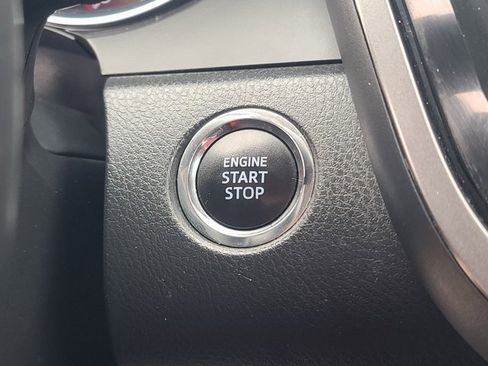 Used 2019 Toyota Camry XSE image 25