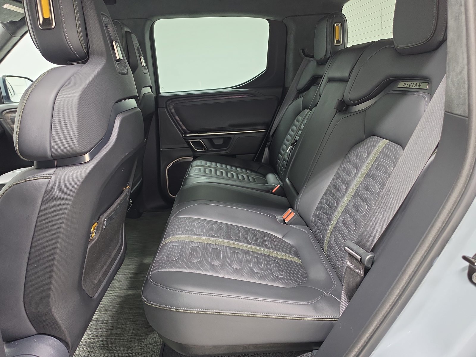 Used 2022 Rivian R1T Launch Edition AWD/4WD image 22