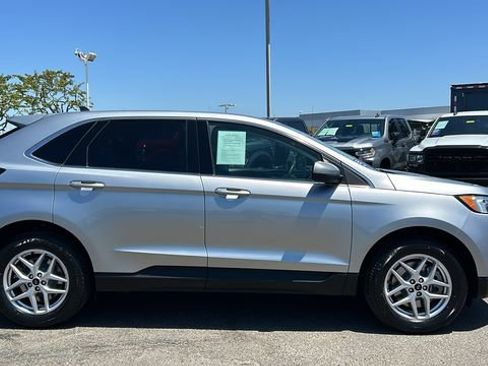 Certified 2024 Ford Edge SEL AWD/4WD image 2