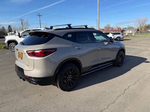 Used 2021 Chevrolet Blazer RS w/ Enhanced Convenience Package image 4