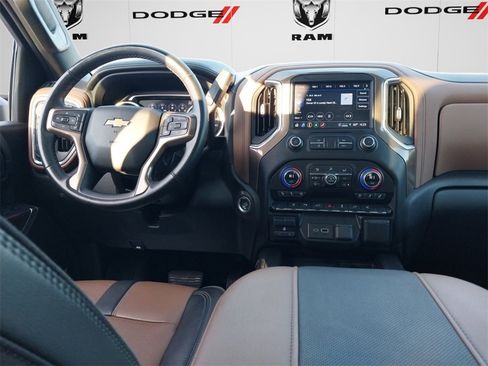 Used 2023 Chevrolet Silverado 2500 High Country image 10