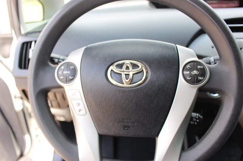 Used 2015 Toyota Prius Three FWD image 23