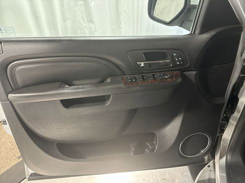 Used 2013 GMC Yukon Denali image 22