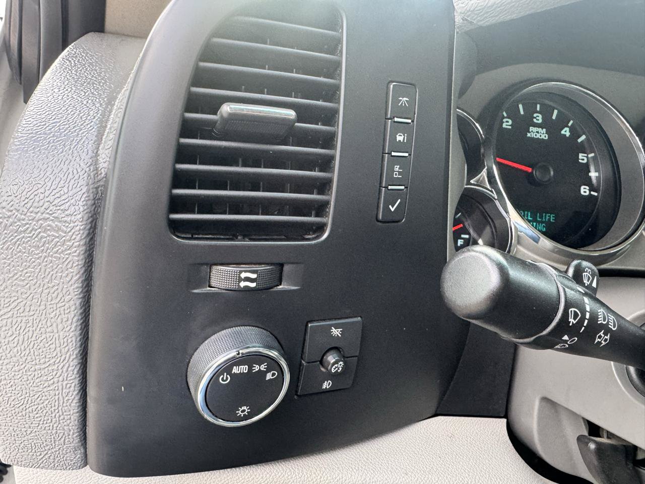 Used 2008 GMC Sierra 1500 SLE w/ Power Pack Plus AWD/4WD image 19
