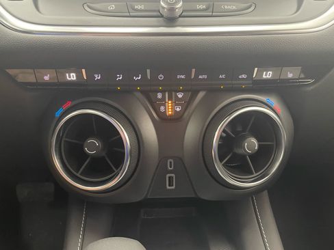New 2026 Chevrolet Blazer LT w/ Convenience Package AWD/4WD image 5