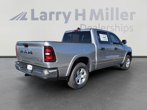 New 2025 RAM 1500 Big Horn image 5