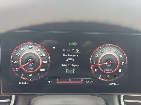 Used 2025 Hyundai Elantra SEL FWD image 18