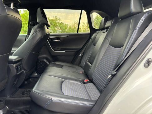 Used 2020 Toyota RAV4 XSE AWD/4WD image 16