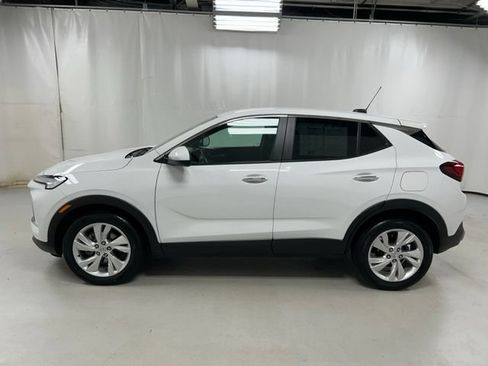 Used 2024 Buick Encore GX Preferred FWD image 8