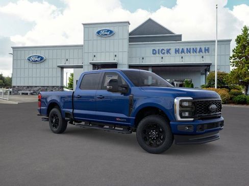 New 2026 Ford F250 Lariat w/ Black Appearance Package image 8