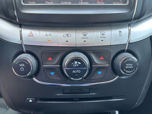 Used 2017 Dodge Journey GT FWD image 26