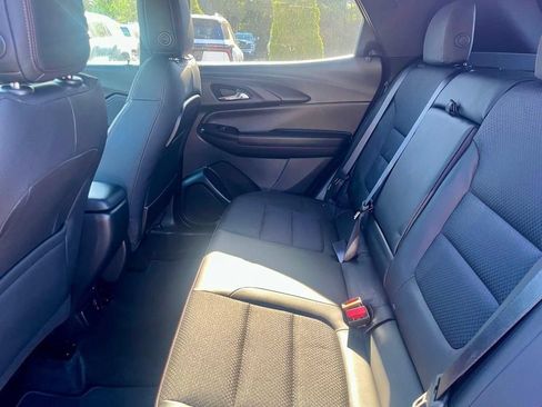 Used 2023 Chevrolet TrailBlazer RS w/ Convenience Package AWD/4WD image 22