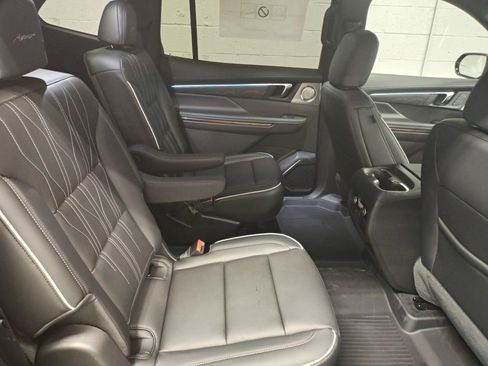 New 2026 Buick Enclave Avenir w/ Super Cruise Package image 12