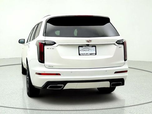 Used 2024 Cadillac XT6 Sport AWD/4WD image 6