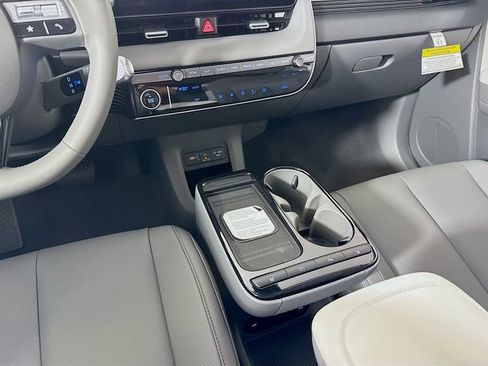 New 2026 Hyundai Ioniq 5 SEL AWD/4WD image 24