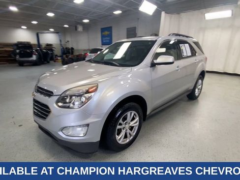 Certified 2017 Chevrolet Equinox LT w/ Convenience Package image 5