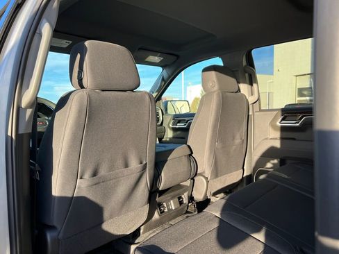 New 2025 GMC Sierra 1500 Elevation image 35