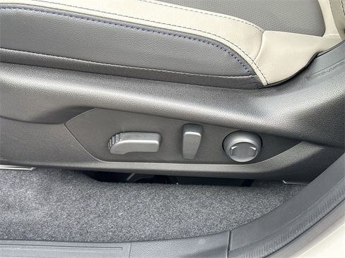 New 2025 Subaru Forester Limited image 23