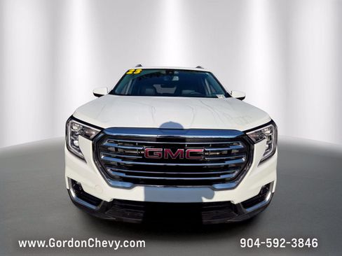 Certified 2023 GMC Terrain SLT FWD image 9