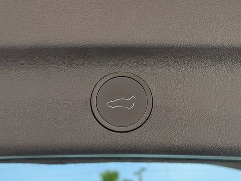 Used 2023 Tesla Model Y Long Range image 15