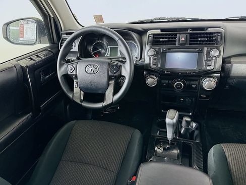 Used 2019 Toyota 4Runner TRD Off-Road AWD/4WD image 17