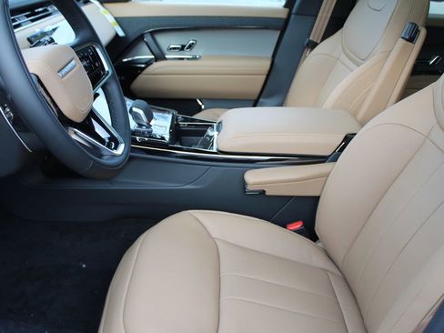 New 2026 Land Rover Range Rover Sport SE AWD/4WD image 30