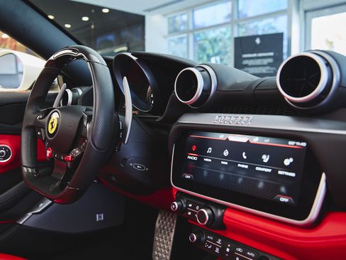 Used 2023 Ferrari Portofino M image 34