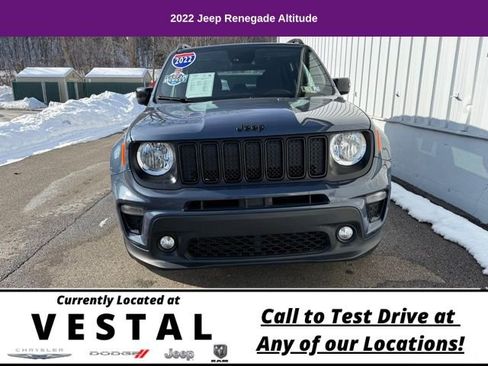 Used 2022 Jeep Renegade Altitude w/ Sun/Sound Group image 4