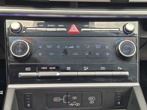 Certified 2026 Hyundai Santa Fe Limited AWD/4WD image 17