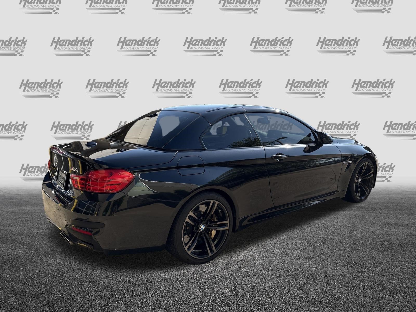 Used 2015 BMW M4 Convertible RWD image 10