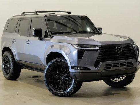 Used 2025 Lexus GX 550 w/ Cold Area Package AWD/4WD image 4