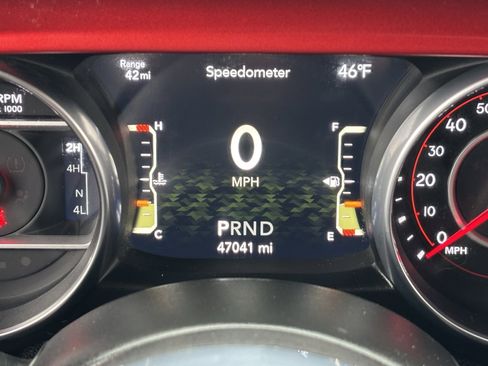 Used 2021 Jeep Gladiator Rubicon w/ Trailer Tow Package image 6