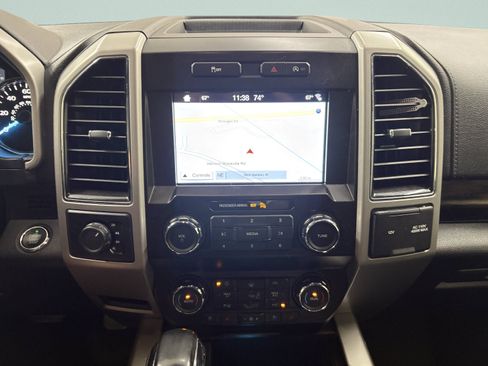 Used 2019 Ford F150 Lariat AWD/4WD image 12