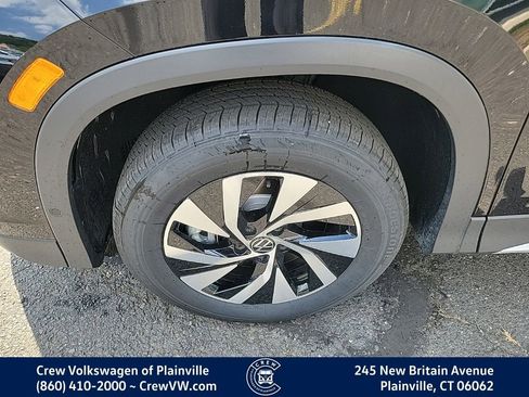 New 2025 Volkswagen Tiguan S image 17