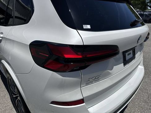 Used 2024 BMW X5 xDrive40i w/ M Sport Package AWD/4WD image 35