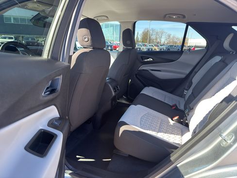Used 2023 Chevrolet Equinox LS w/ LS Convenience Package AWD/4WD image 29