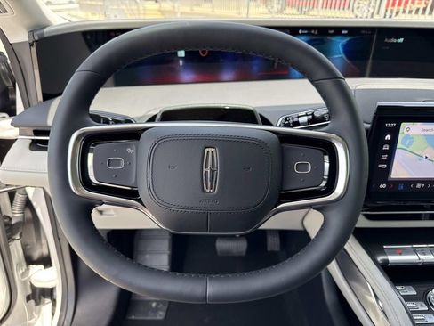 New 2026 Lincoln Nautilus Reserve w/ Jet Appearance Package AWD/4WD image 26